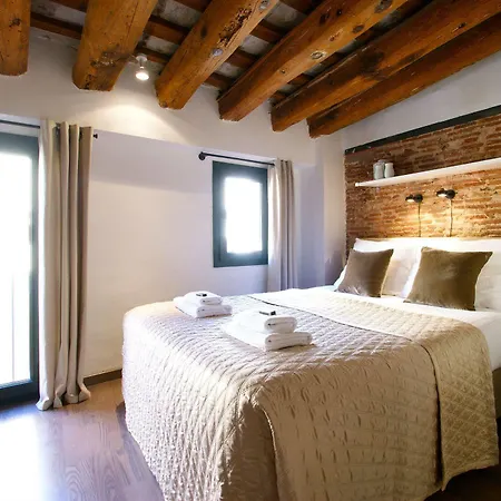 Borne Down Town Hotel 3*